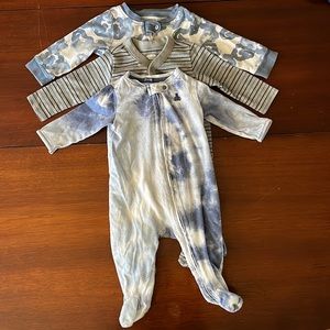 Gap, Old Navy, and Burt’s Bee baby onesie 3-pack